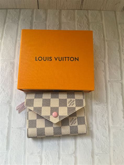 womens checkerboard louis vuitton wallet|louis vuitton wallet authenticity check.